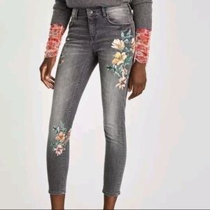 Zara jeans